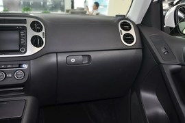 2013款大众途观1.8TSI手自一体两驱舒适版