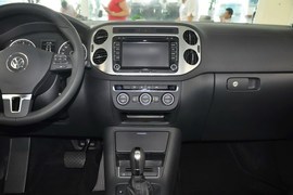 2013款大众途观1.8TSI手自一体两驱舒适版