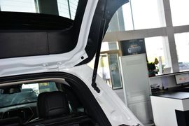 2014款Jeep自由光2.4L豪华版
