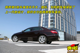 2010款奔驰E300深度试驾