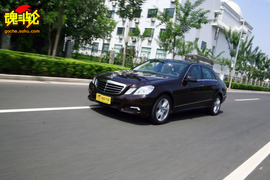 2010款奔驰E300深度试驾