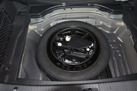 2014款奔驰E300L运动型