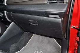 2014款丰田威驰1.3L自动型尚版