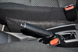 2014款丰田威驰1.3L自动型尚版