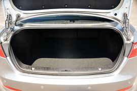 2014款奔腾B70