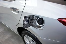 2014款丰田卡罗拉1.6L