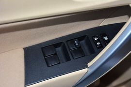 2014款丰田卡罗拉1.6L