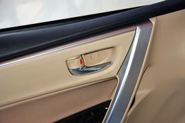 2014款丰田卡罗拉1.6L