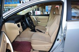2014款丰田卡罗拉1.6L