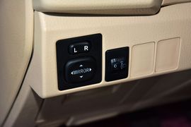 2014款丰田卡罗拉1.6L