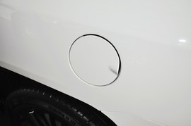 2014款Jeep指南者2.4L四驱豪华版