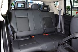 2014款Jeep指南者2.4L四驱豪华版