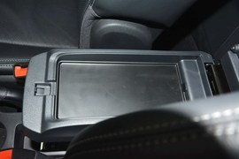 2014款Jeep指南者2.4L四驱豪华版