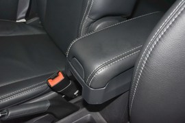 2014款Jeep指南者2.4L四驱豪华版