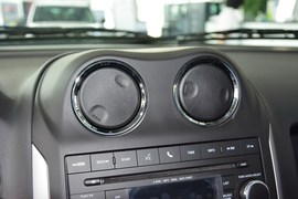 2014款Jeep指南者2.4L四驱豪华版