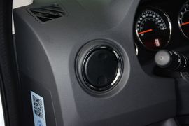 2014款Jeep指南者2.4L四驱豪华版