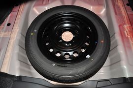 2014款丰田威驰1.3L自动型尚版