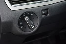 2014款大众宝来1.6L自动时尚型
