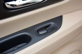 2014款日产奇骏2.0L