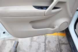 2014款日产奇骏2.0L