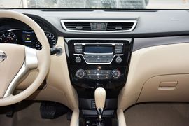 2014款日产奇骏2.0L
