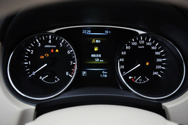 2014款日产奇骏2.0L