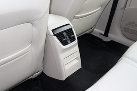 2015款斯柯达新明锐外出试驾