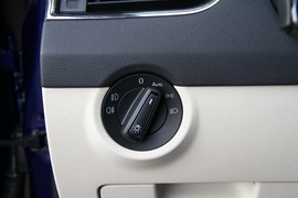 2015款斯柯达新明锐外出试驾