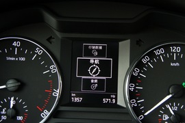 2015款斯柯达新明锐外出试驾