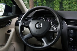 2015款斯柯达新明锐外出试驾