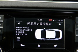 2015款斯柯达新明锐外出试驾