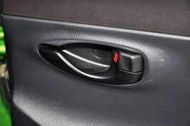 2014款丰田致炫1.5G自动炫动版