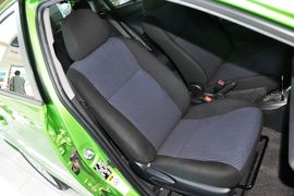 2014款丰田致炫1.5G自动炫动版