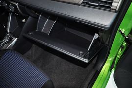 2014款丰田致炫1.5G自动炫动版