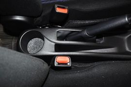 2014款丰田致炫1.5G自动炫动版