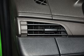 2014款丰田致炫1.5G自动炫动版