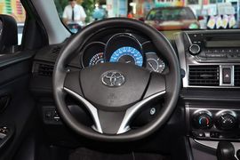 2014款丰田致炫1.5G自动炫动版