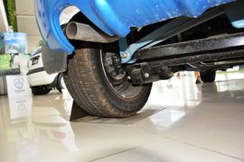 2012款宝骏乐驰1.0L手动优越型