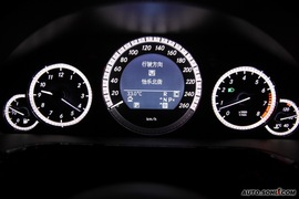 2010款奔驰E300深度试驾
