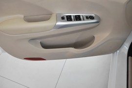 2014款海马M3