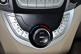 2014款海马M3
