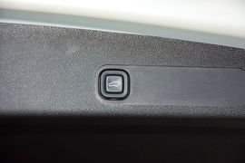 2013款凯迪拉克凯雷德6.2L