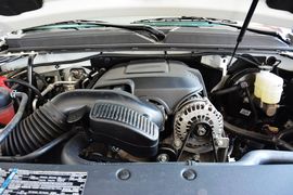 2013款凯迪拉克凯雷德6.2L