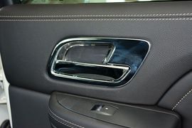 2013款凯迪拉克凯雷德6.2L