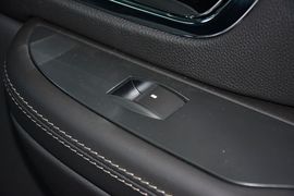 2013款凯迪拉克凯雷德6.2L