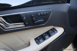 2010款奔驰E300深度试驾