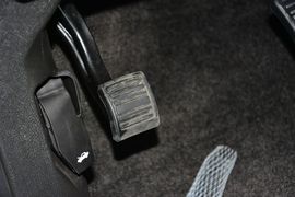 2013款凯迪拉克凯雷德6.2L