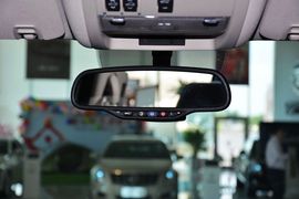 2013款凯迪拉克凯雷德6.2L