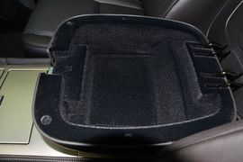 2013款凯迪拉克凯雷德6.2L