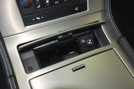 2013款凯迪拉克凯雷德6.2L